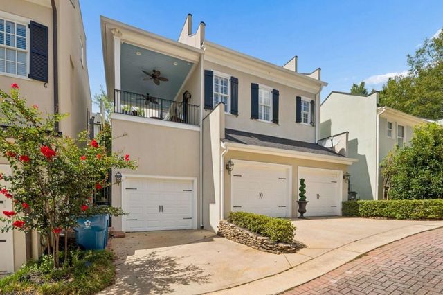 305 Abercorn Square, Peachtree City, GA 30269