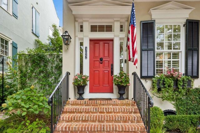 305 Abercorn Square, Peachtree City, GA 30269