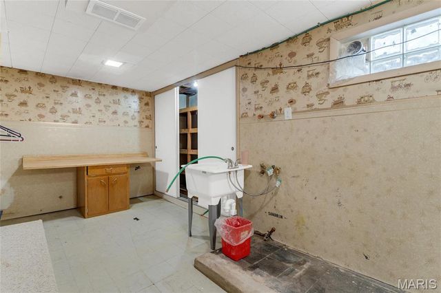 4359 Mohegan Drive, Affton, MO 63123