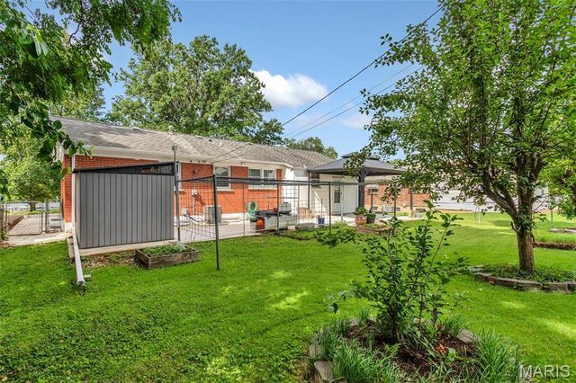 4359 Mohegan Drive, Affton, MO 63123