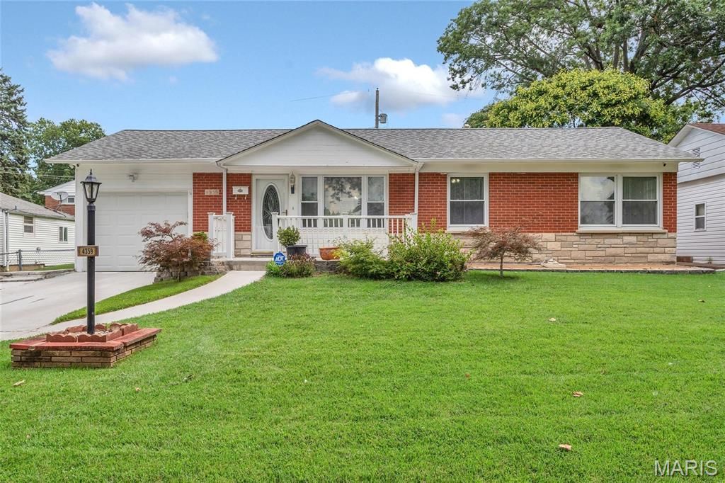 4359 Mohegan Drive, Affton, MO 63123