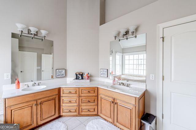 15 Quarter Horse Drive NW, Rome, GA 30165