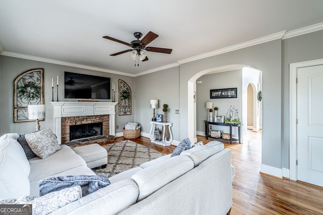 15 Quarter Horse Drive NW, Rome, GA 30165