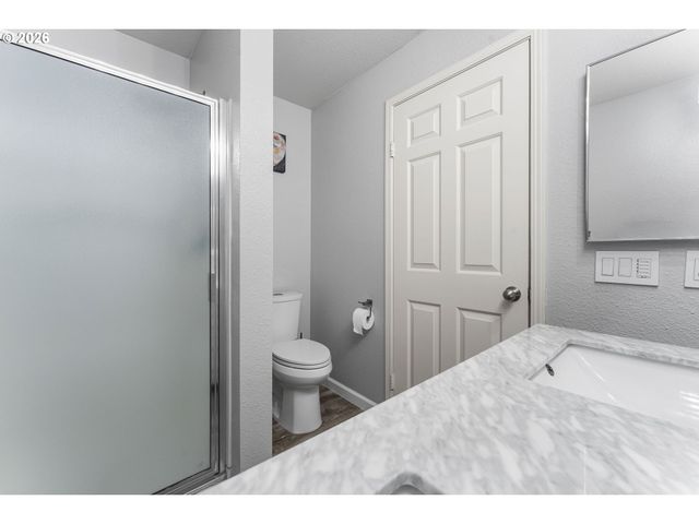 1816 Se CUTTER Ln, Vancouver, WA 98661