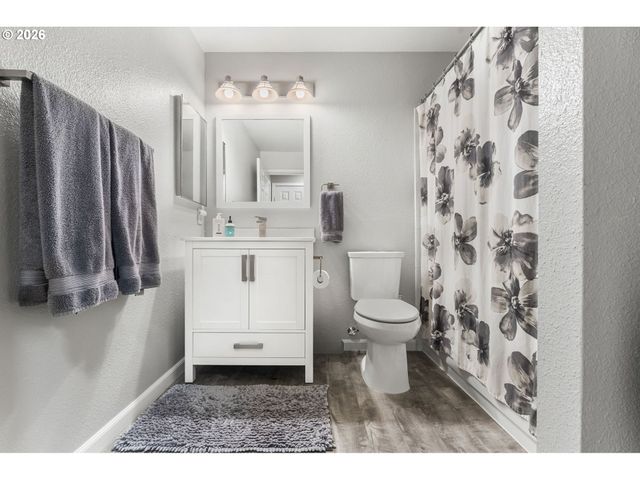 1816 Se CUTTER Ln, Vancouver, WA 98661