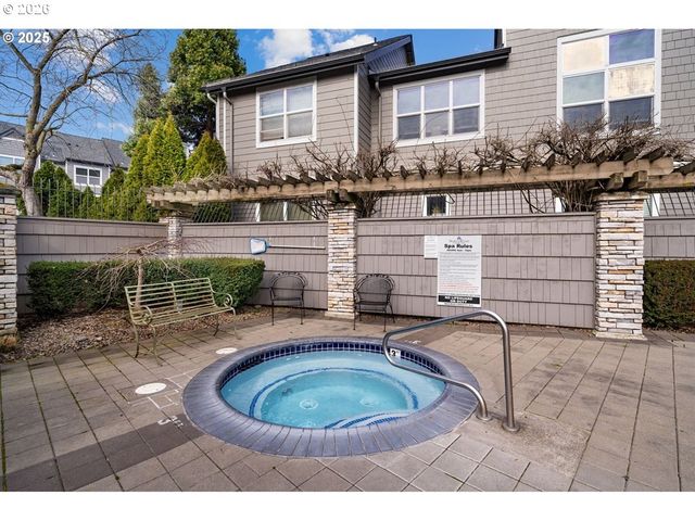 1816 Se CUTTER Ln, Vancouver, WA 98661
