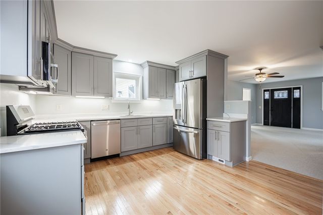 260 Point Pleasant Road, Irondequoit, NY 14622