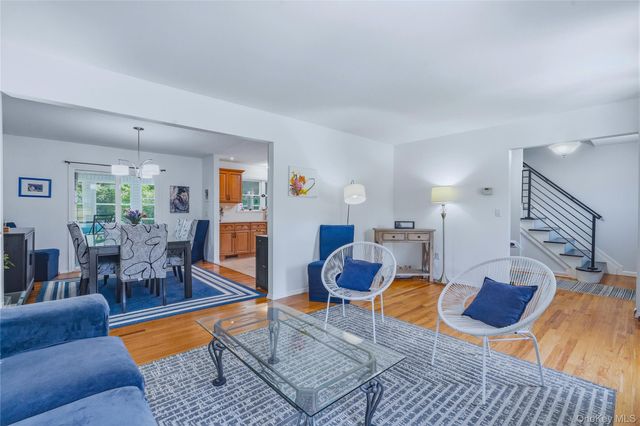 5 Virginia Drive, Kingston, NY 12401