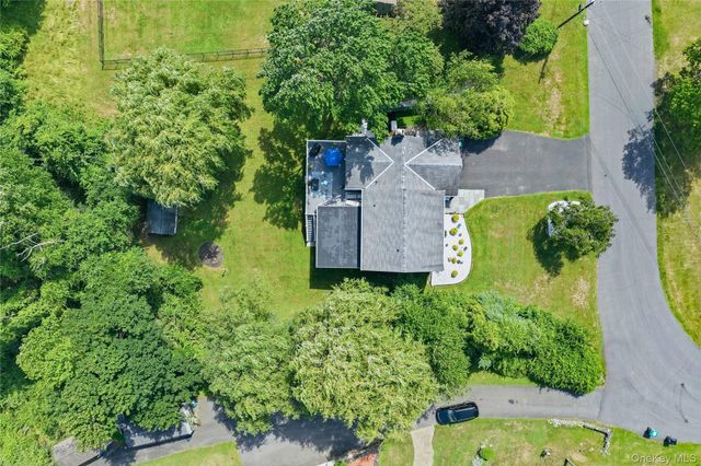 5 Virginia Drive, Kingston, NY 12401