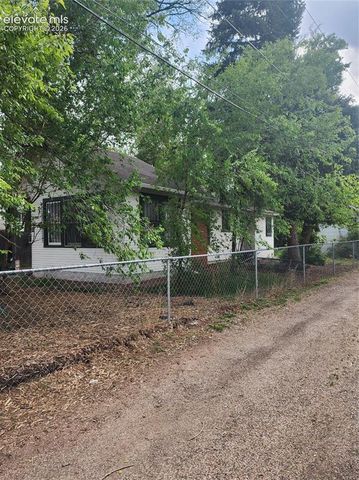 1416 S Wahsatch Avenue, Colorado Springs, CO 80905