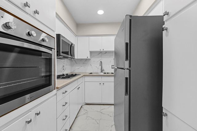 2601 Bellefontaine Street B318, Houston, TX 77025