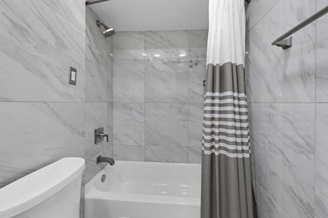 2601 Bellefontaine Street B318, Houston, TX 77025