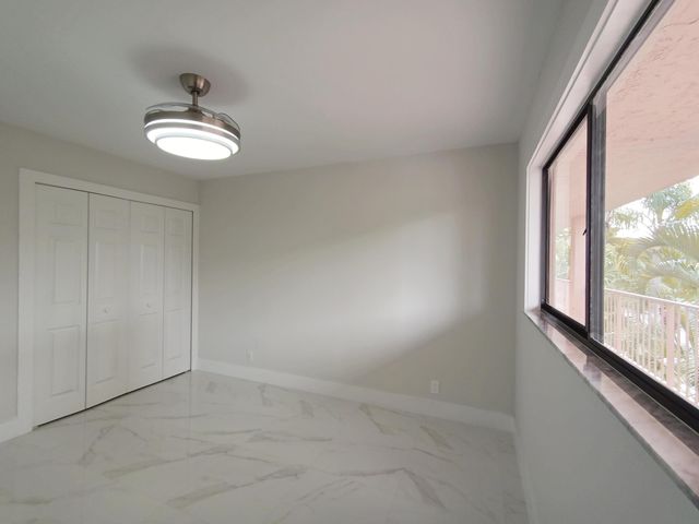 7320 Amberly Lane 305, Delray Beach, FL 33446