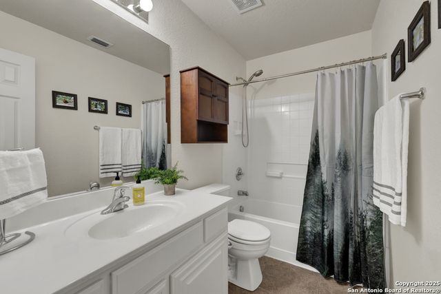 2114 Jasons West, New Braunfels, TX 78130