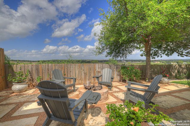 2114 Jasons West, New Braunfels, TX 78130