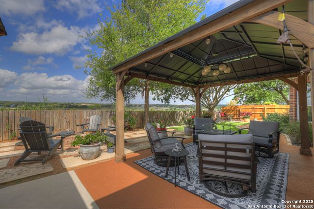 2114 Jasons West, New Braunfels, TX 78130