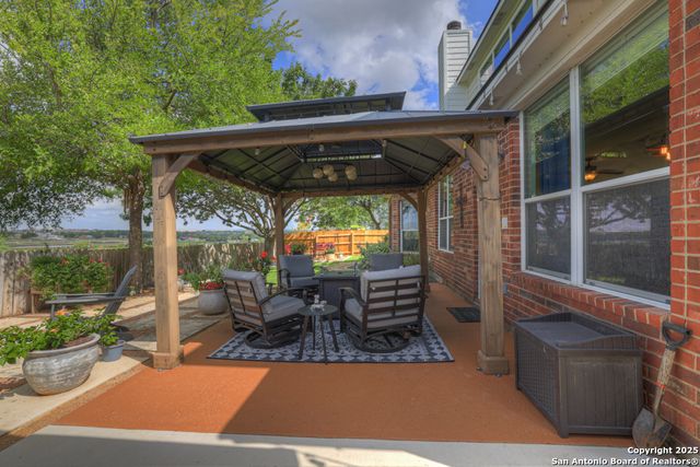 2114 Jasons West, New Braunfels, TX 78130