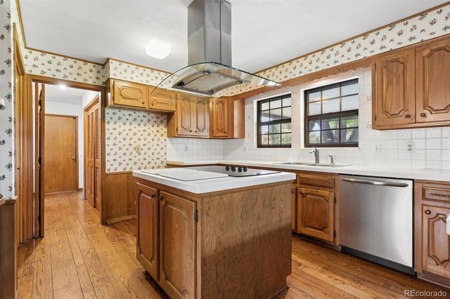 10 Carriage Lane, Cherry Hills Village, CO 80121