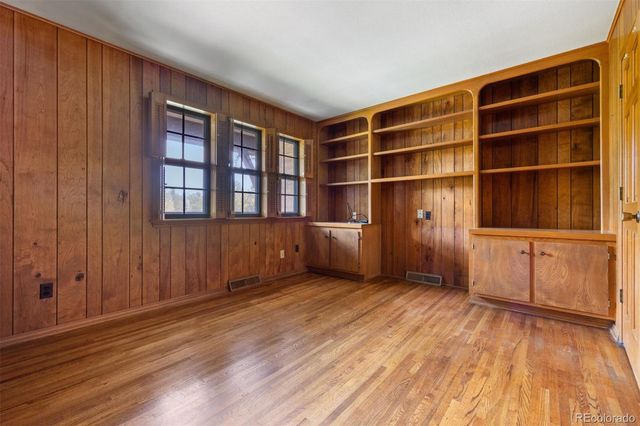 10 Carriage Lane, Cherry Hills Village, CO 80121