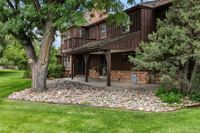 10 Carriage Lane, Cherry Hills Village, CO 80121