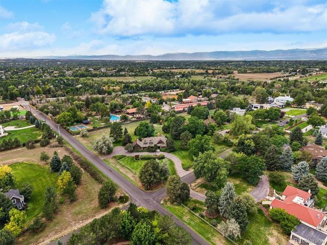 10 Carriage Lane, Cherry Hills Village, CO 80121