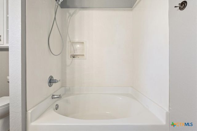 120 Lakewood Drive, Gatesville, TX 76528