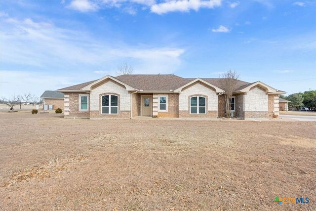 120 Lakewood Drive, Gatesville, TX 76528