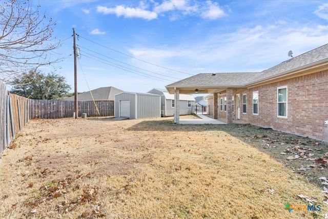 120 Lakewood Drive, Gatesville, TX 76528