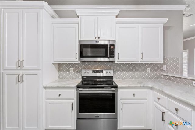 120 Lakewood Drive, Gatesville, TX 76528