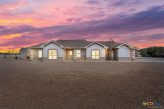 120 Lakewood Drive, Gatesville, TX 76528