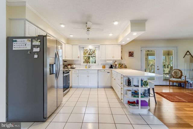 15 HARBORVIEW RD, Lewes, DE 19958