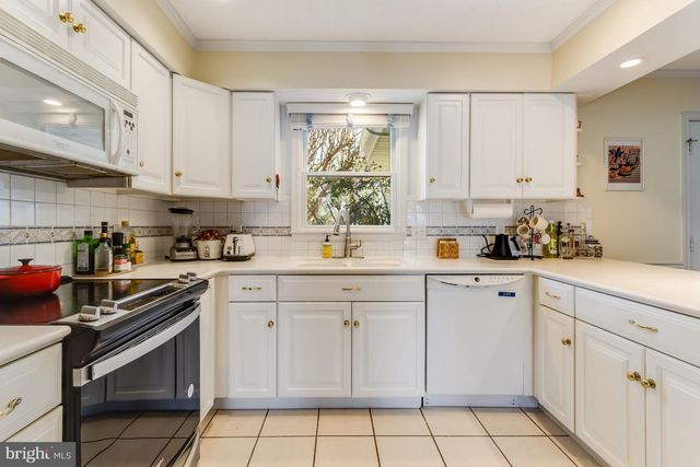 15 HARBORVIEW RD, Lewes, DE 19958