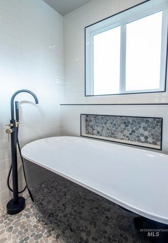5231 N Sorrento Dr, Boise, ID 83704