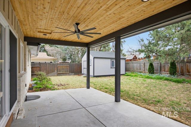 5231 N Sorrento Dr, Boise, ID 83704