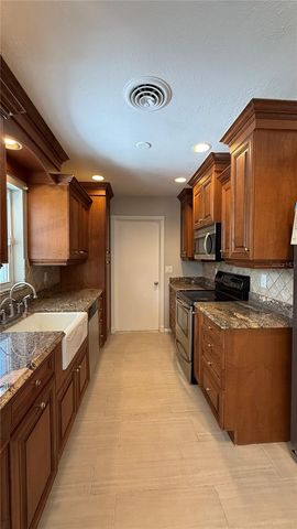 491 S VENICE BOULEVARD, Venice, FL 34293