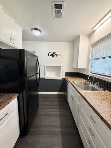 7115 Lewis Drive, Beaumont, TX 77708