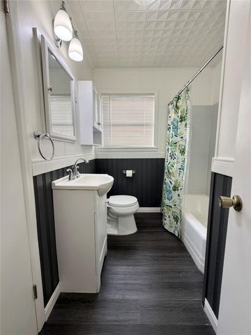 7115 Lewis Drive, Beaumont, TX 77708