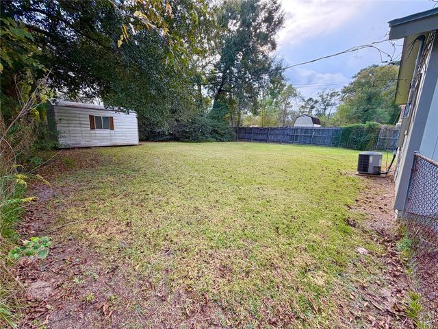 7115 Lewis Drive, Beaumont, TX 77708