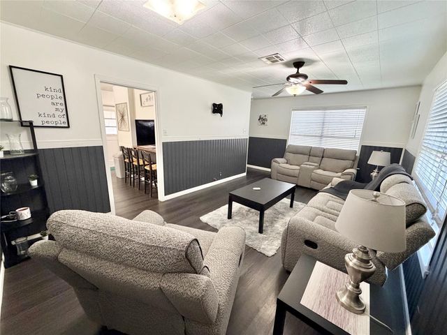 7115 Lewis Drive, Beaumont, TX 77708