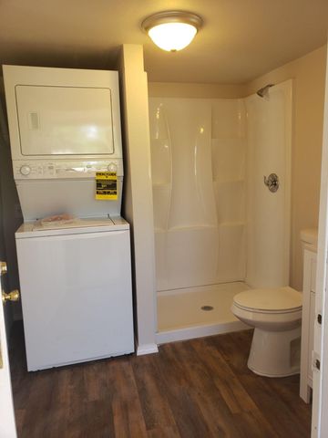 1011 Edith Blvd NE B-D, Albuquerque, NM 87102