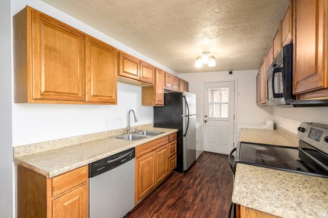 311 W MARQUETTE DR, Midvale, UT 84047