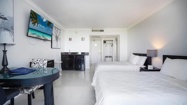 4040 Galt Ocean Drive 403, Fort Lauderdale, FL 33308