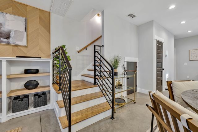 611 21st Ave, N, Nashville, TN 37203