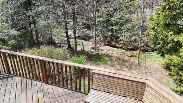 429 Alpine View Road, Stowe, VT 05672