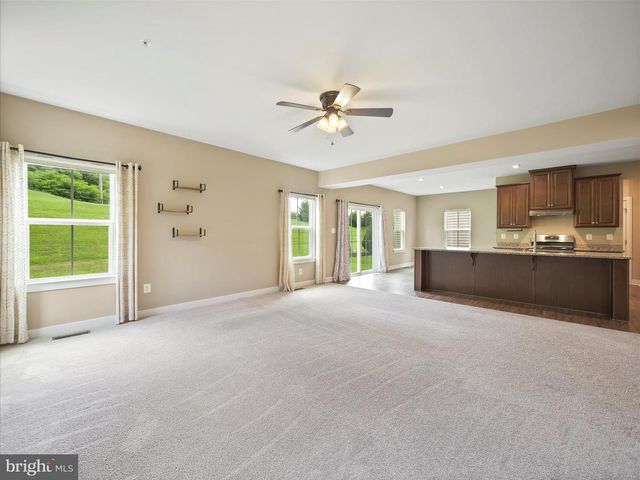 715 CANAL TOWN ST, Brunswick, MD 21716