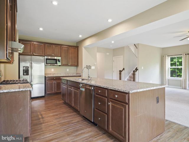715 CANAL TOWN ST, Brunswick, MD 21716