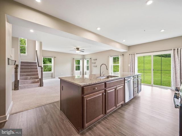 715 CANAL TOWN ST, Brunswick, MD 21716