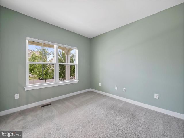 715 CANAL TOWN ST, Brunswick, MD 21716