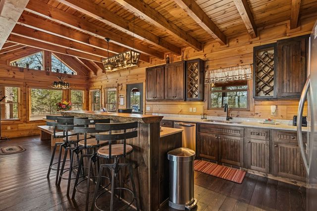 31 Hope Drive, Blue Ridge, GA 30513