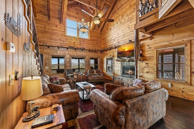 31 Hope Drive, Blue Ridge, GA 30513